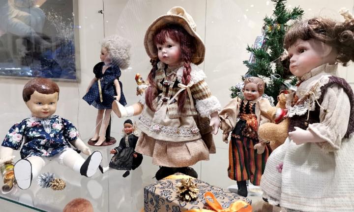 Выставка-квест по частной коллекции кукол Анжелы Федорченко