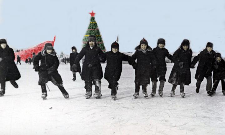 В самую суровую военную зиму в Омске создали новогоднюю сказку