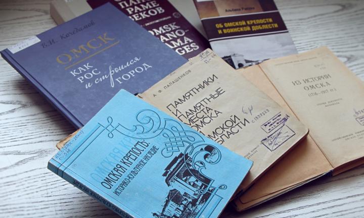 Редкие книги из фондов библиотеки Пушкина теперь доступны со смартфонов