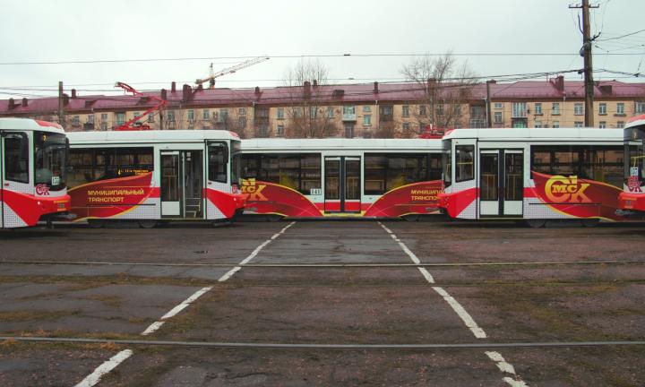 В Омске начали курсировать новые трамваи «Спектр»