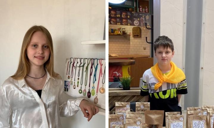 Бизнес не по-детски: 11-летняя школьница зарабатывает на украшениях из смолы, а шестиклассник продает лакомства для собак