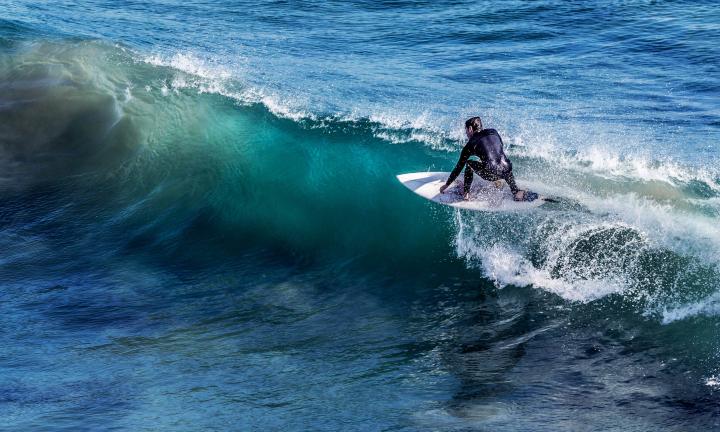 Оседлай омскую волну: на «Пиратском острове» откроется сёрф-клуб