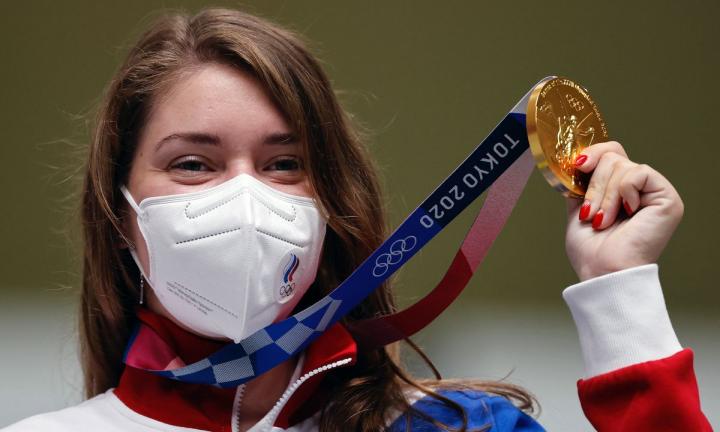 Омичка Виталина Бацарашкина завоевала второе золото на Олимпиаде в Токио