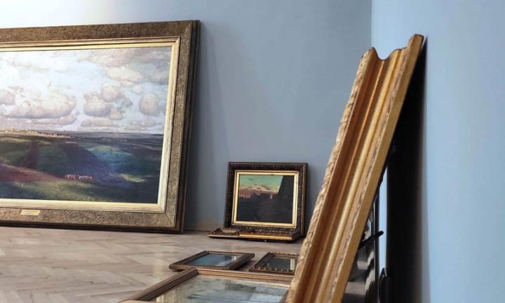 Музей Врубеля обновил экспозицию западноевропейского искусства и узнал историю двух коллекционных картин